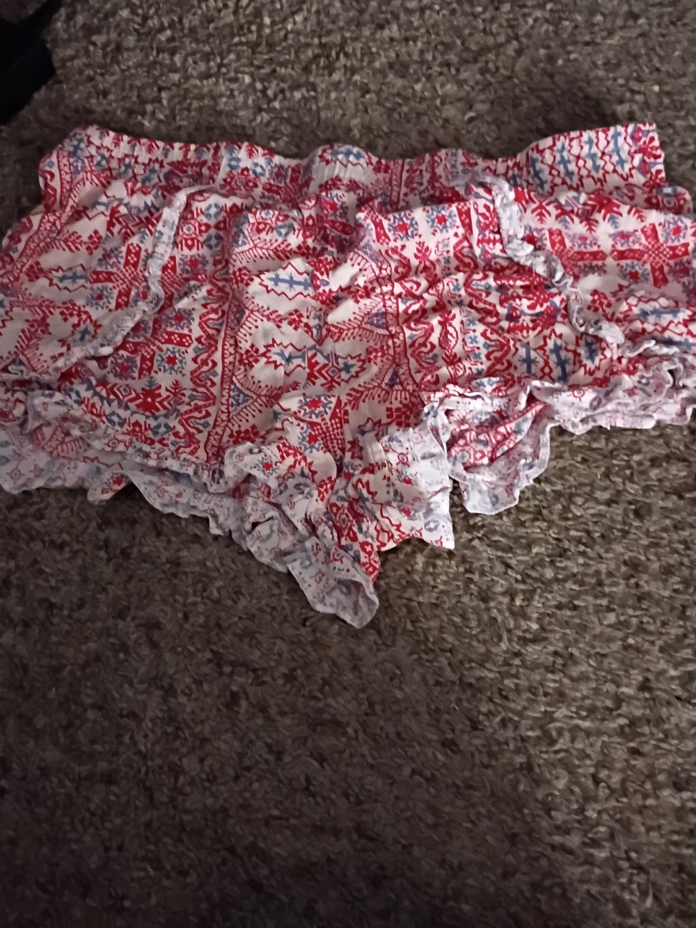 No Boundaries Red & White Printed Ruffle Athletic Shorts